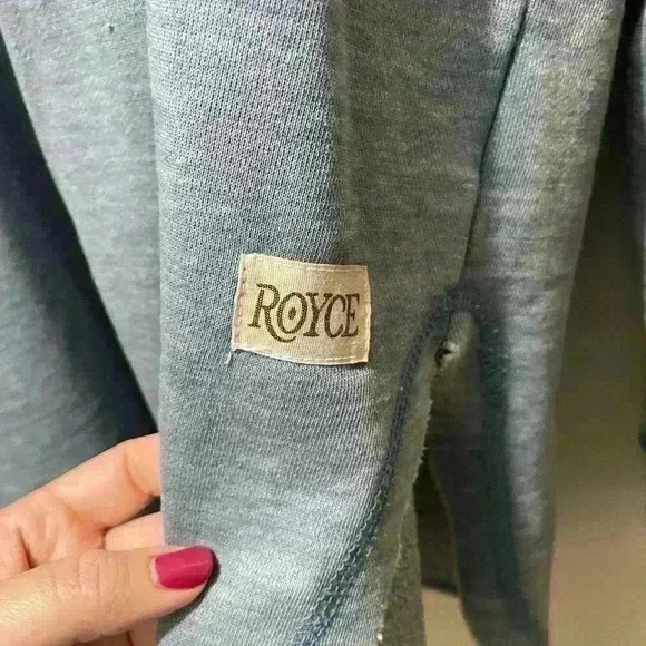 Blue V-Neck Sweatshirt vintage style women’s xl distressed rustic - Picture 4 of 6